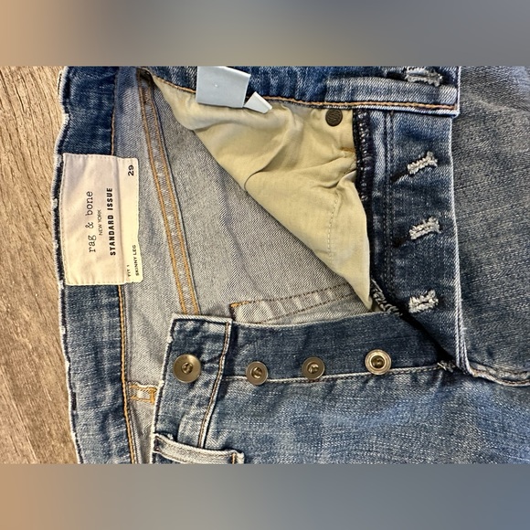 Like new Rag & Bone jeans - Picture 2 of 4